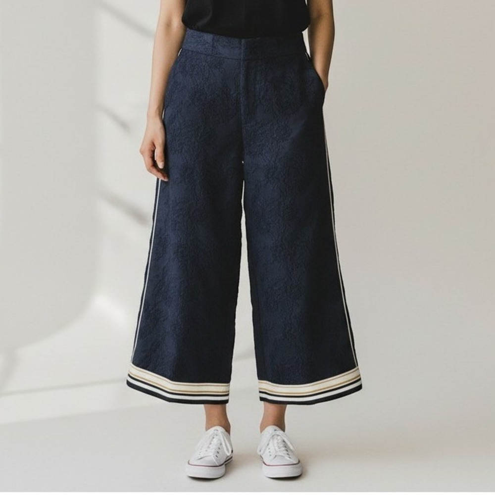 Zara Basic Navy Floral Jacquard Wide Leg Cropped Trousers Side Stripe Size XS